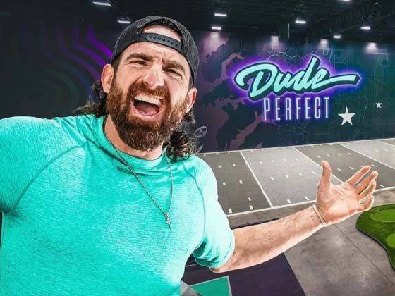 Dude Perfect: Squad Games Tour